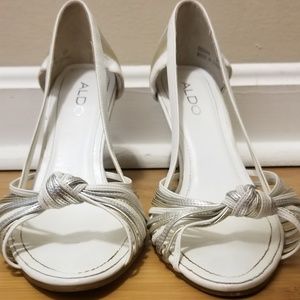 Aldo knotted wedge